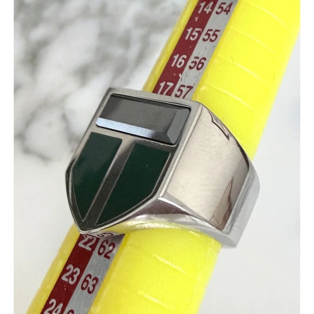 Swarovski Men's New England Ring, Green, Size 62 (10‎ US)